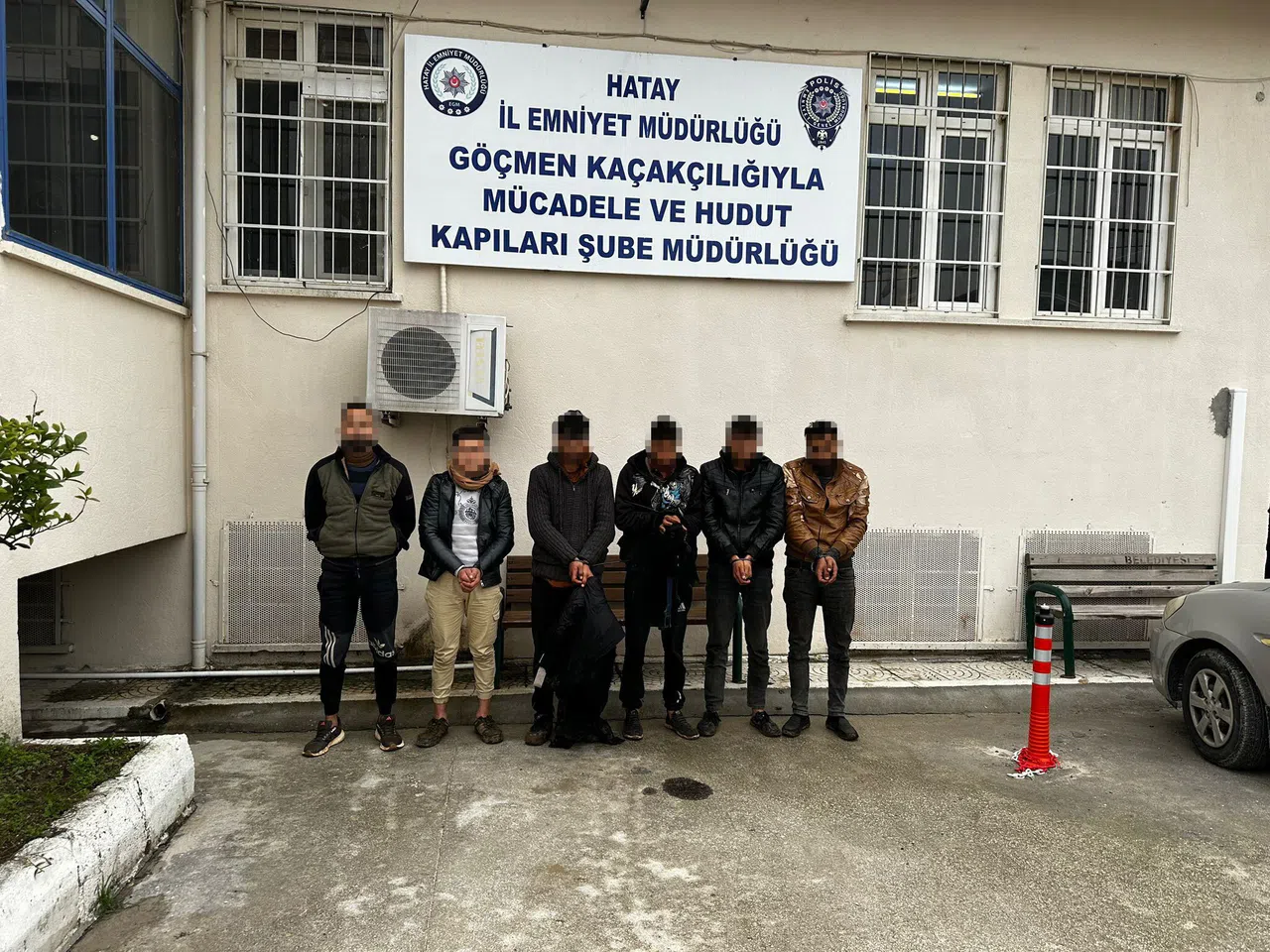 10 kaçak göçmen yakalandı