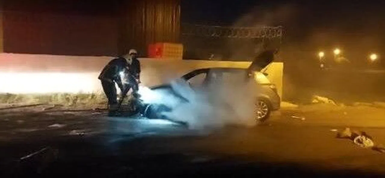Yanan otomobilde maddi hasar oluştu