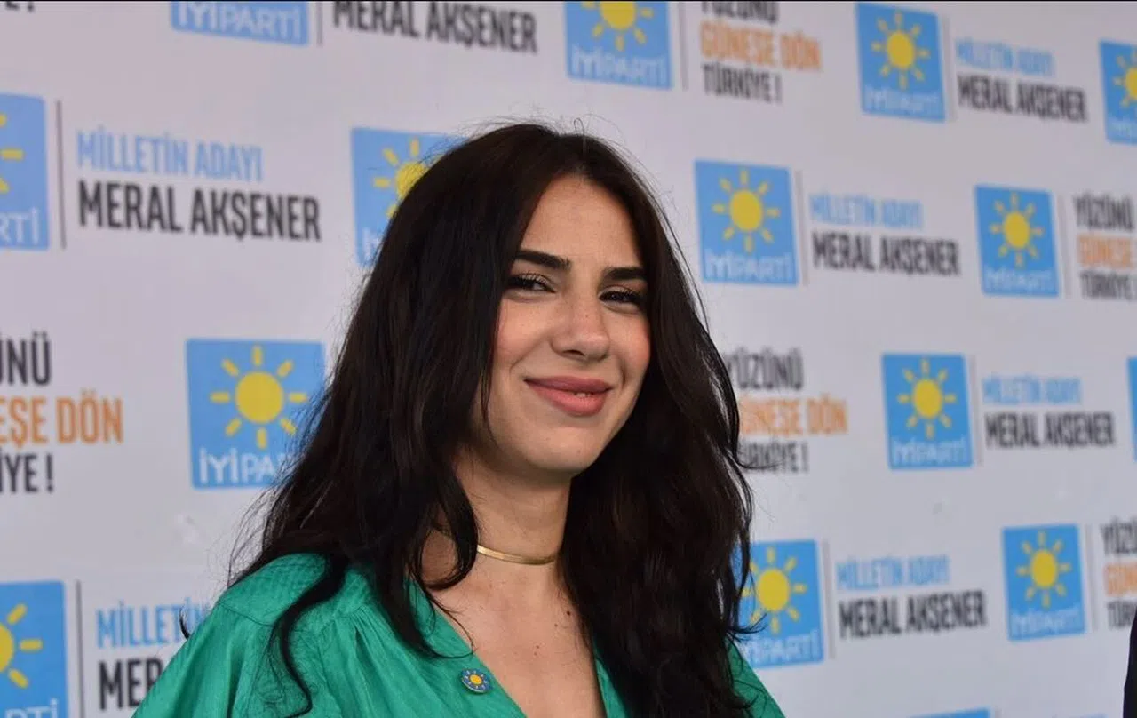 Ayça Altınok Turgut Altınok'un Kızı Kimdir?