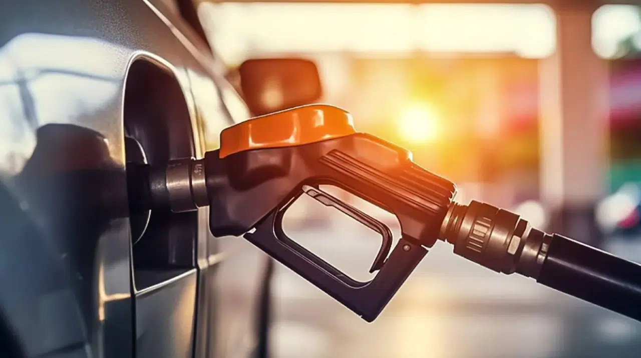 Benzine zam mı geldi 24 Ocak? Benzinin litre fiyatı kaç TL oldu?