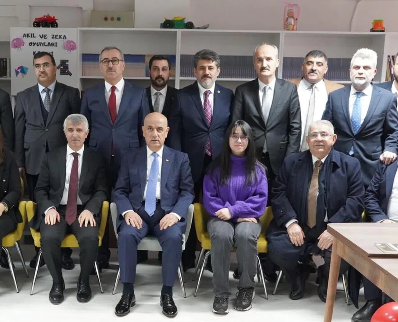 Deprem şehidi Kayla Susaçan’ın ismi kütüphaneye verildi