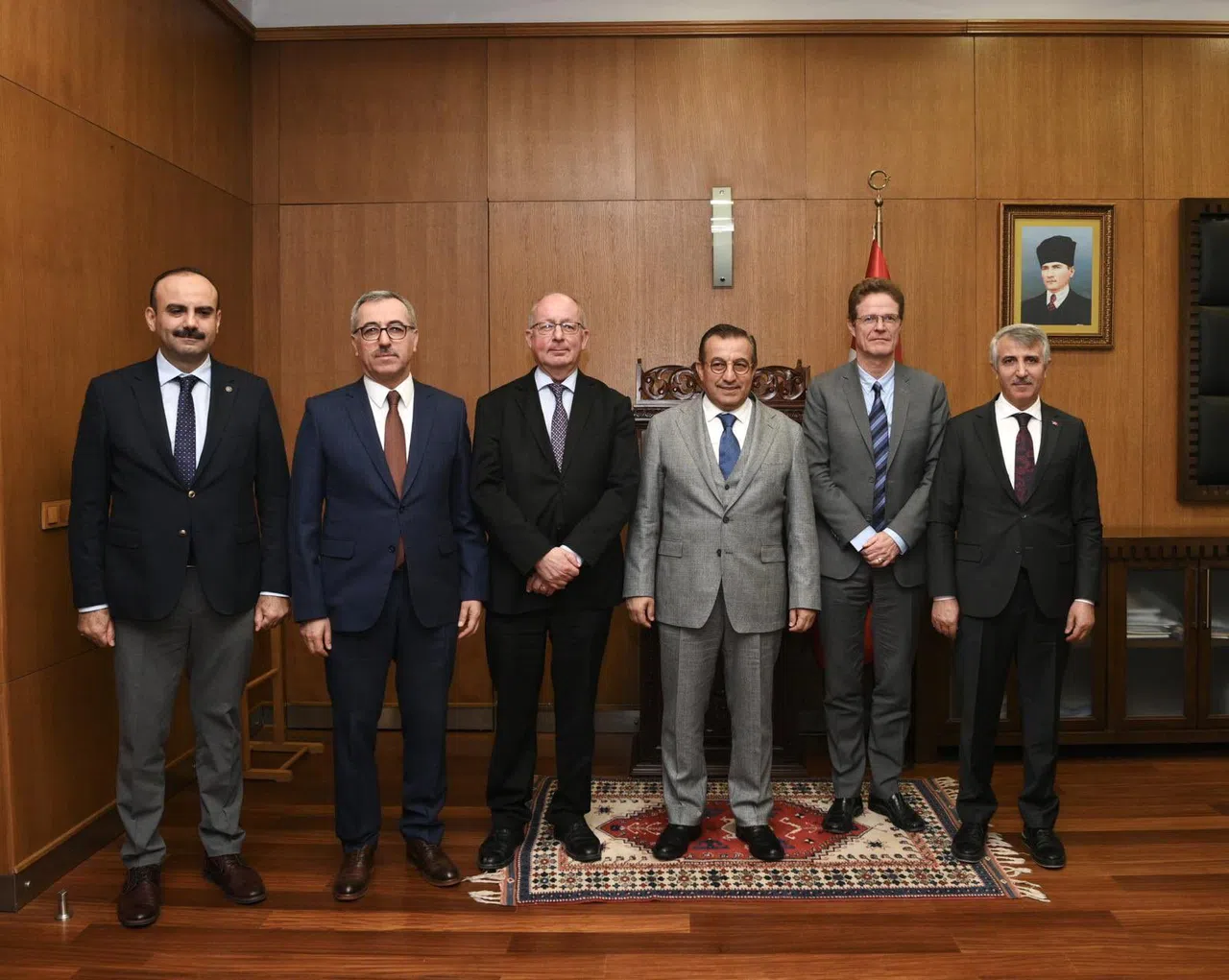 Vali Ünlüer, Çevre ve Şehircilik Bakan Yardımcısı ile AB Delegasyon Başkanıyla biraraya geldi