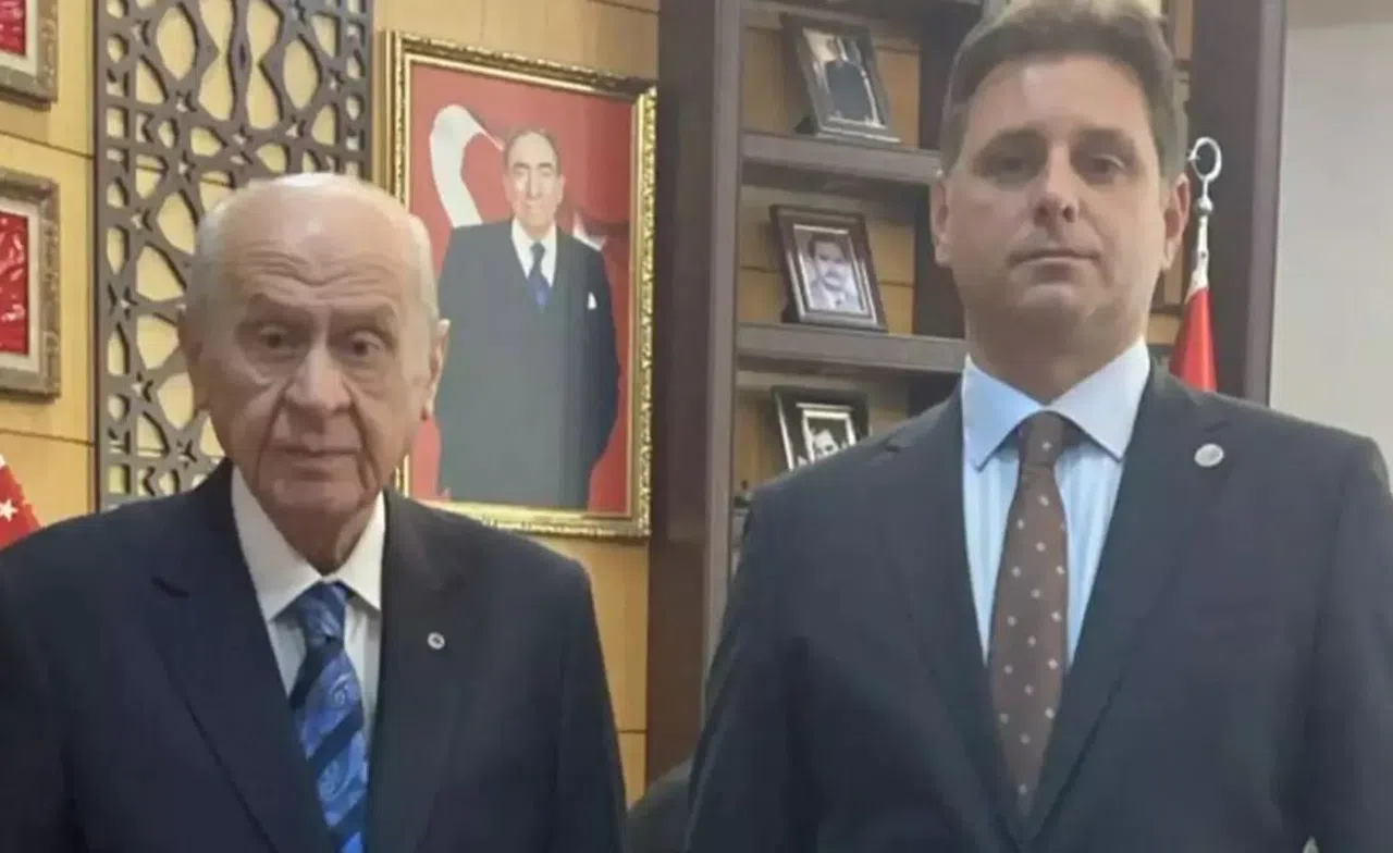 MHP İzmir Çeşme Belediye Başkan Adayı Esat Tanık Kimdir? Aslen Nereli? Kaç Yaşında? Mesleği Ne?