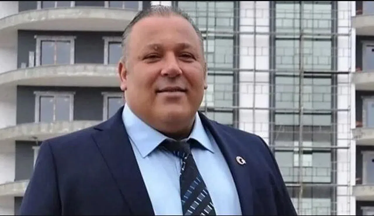 MHP Uşak Belediye Başkan Adayı Sezer Ateş Kimdir? Kaç Yaşında? Mesleği Ne?