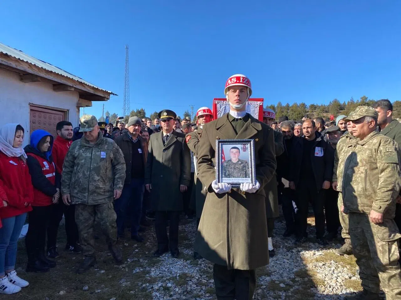 Şehit Emrullah Gülmez Göksun'da son yolculuğuna uğurlandı