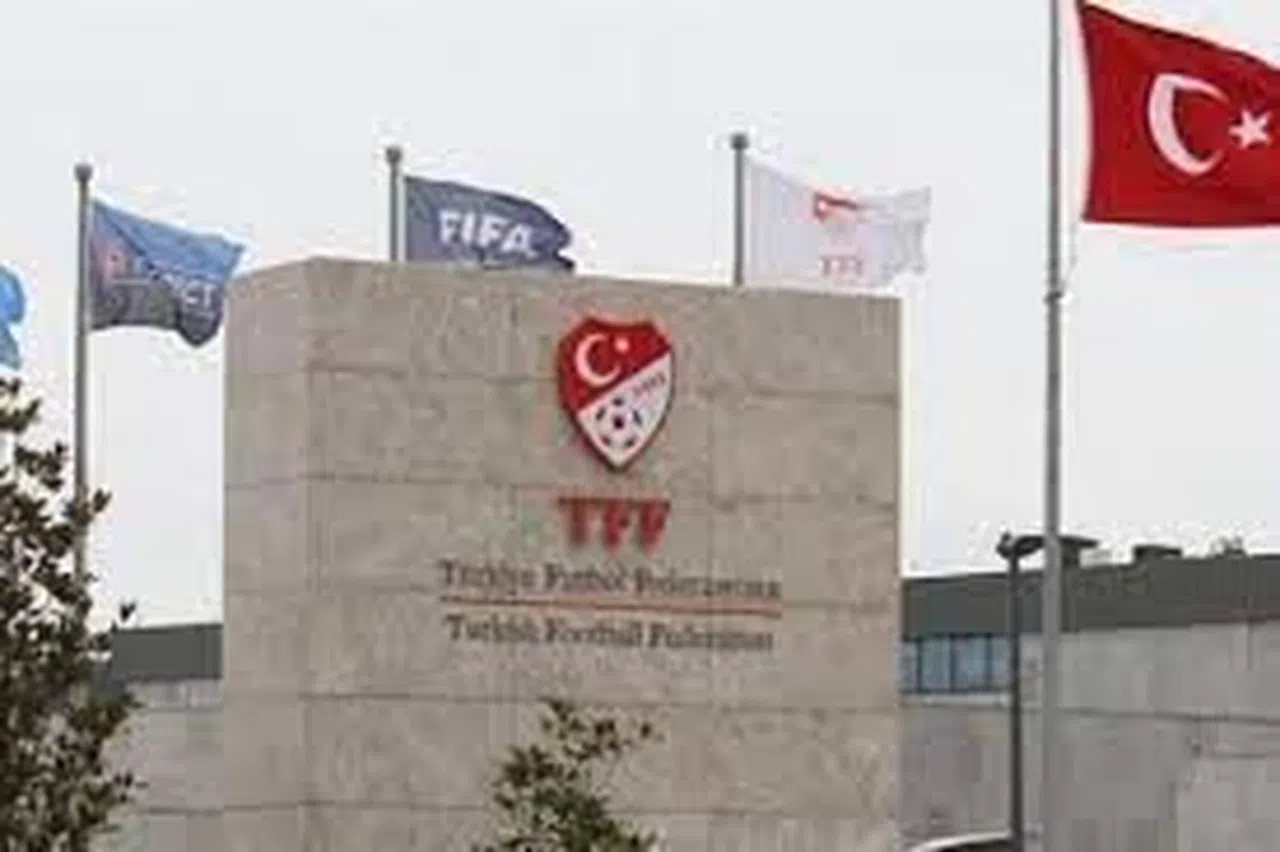 Süper Lig'de Devrim Gibi Karar: Yabancı Kontenjanı Azalıyor, Yerli Yetenekler Sahne Alıyor