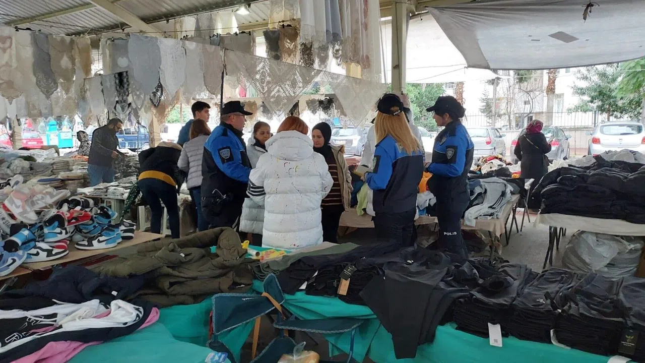 Polis, vatandaşları telefon dolandırıcılığına karşı bilgilendiriyor