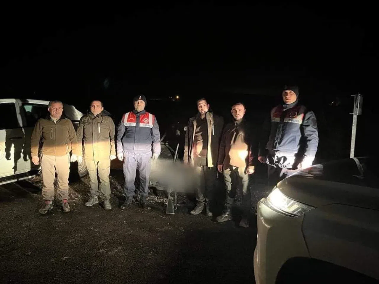 Av yaparken avlandılar, otomobilden oldular