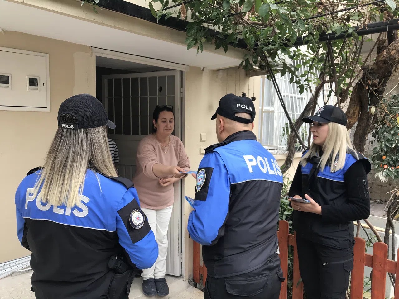 Polisten vatandaşlara uyarı