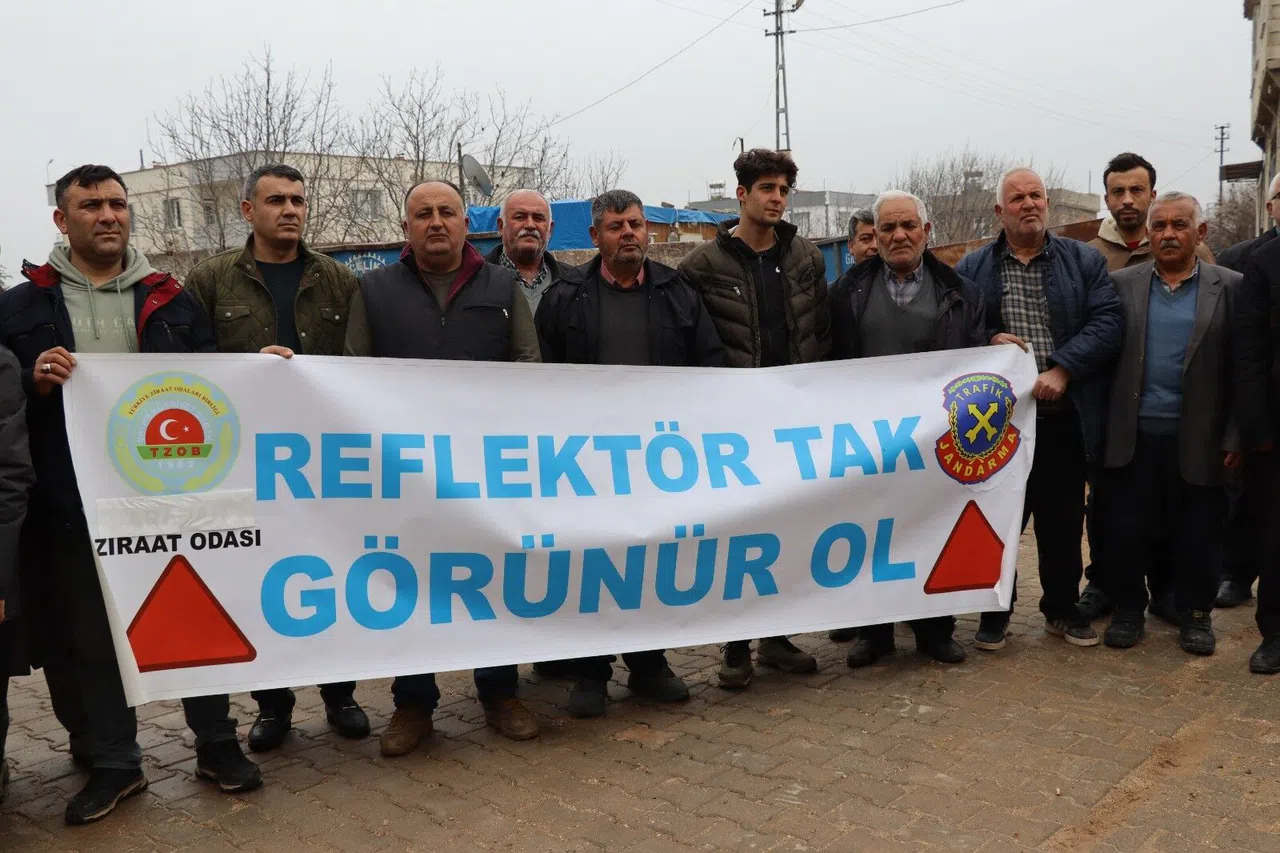 Jandarmadan Traktör sürücülerine tarım eğitimi
