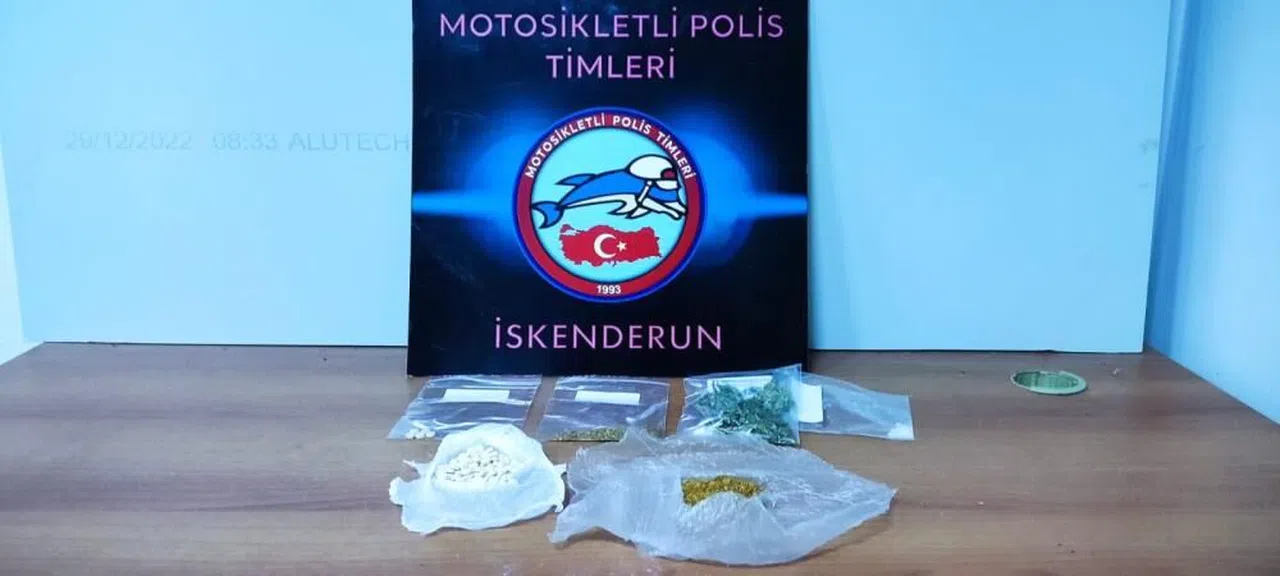 İskenderun'da aranması bulunan 10 şahıs yakalandı