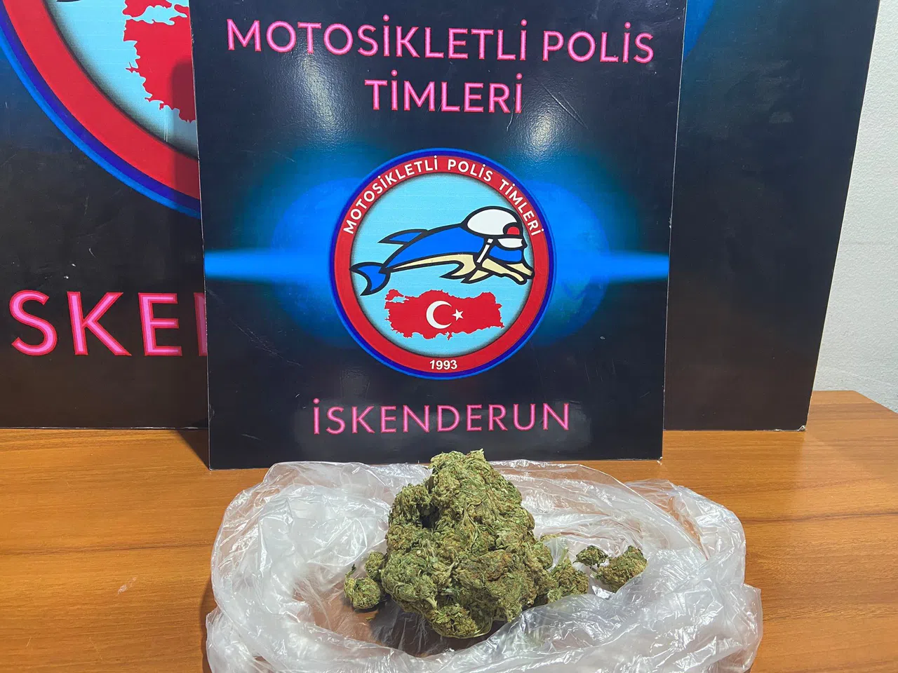 200 gram esrar bulunduran şüpheli yakalandı  