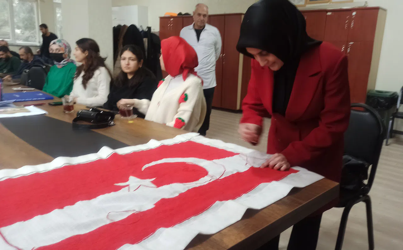 Kahramanmaraş'ta şehitlere ilmek ilmek vefa