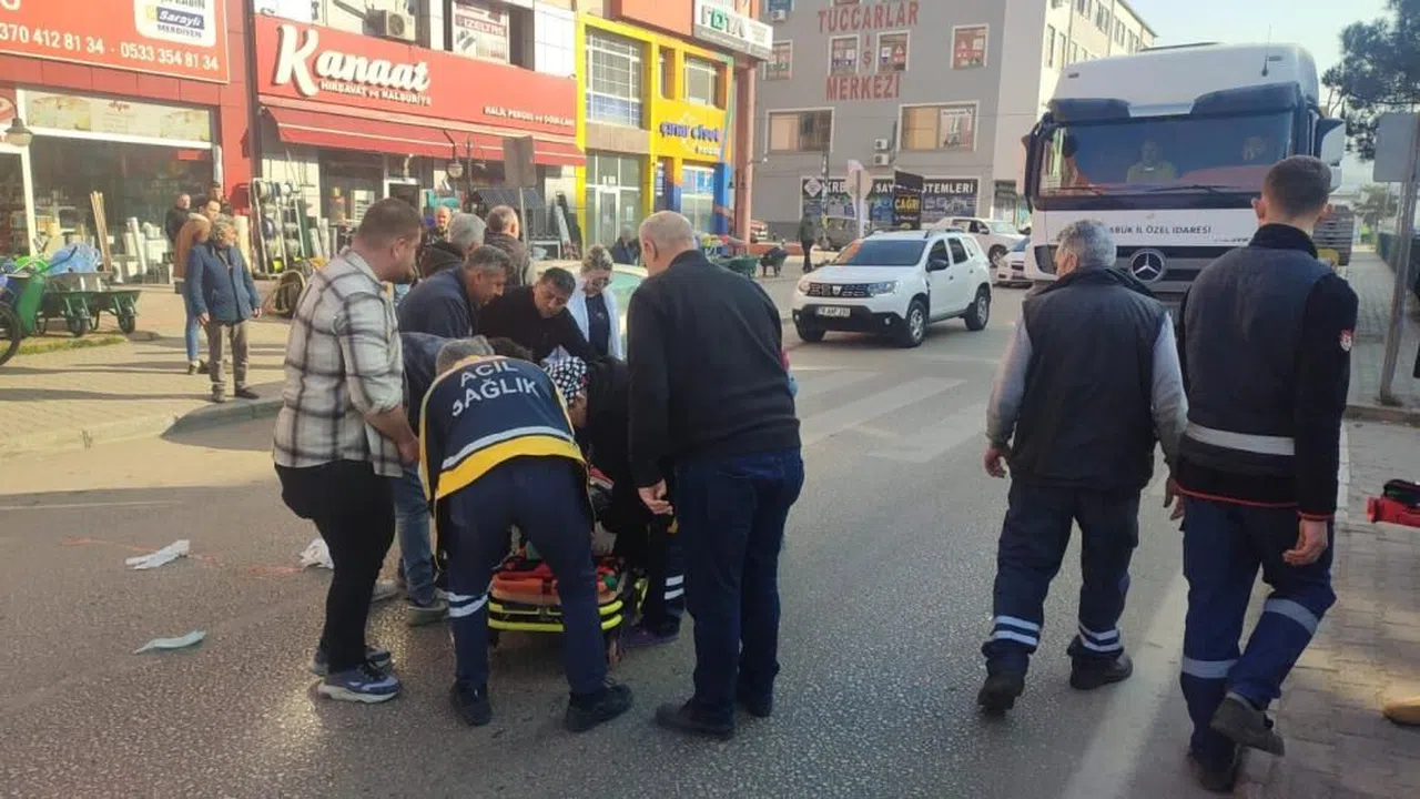Kazada ağır yaralanan yaşlı adam hayatını kaybetti