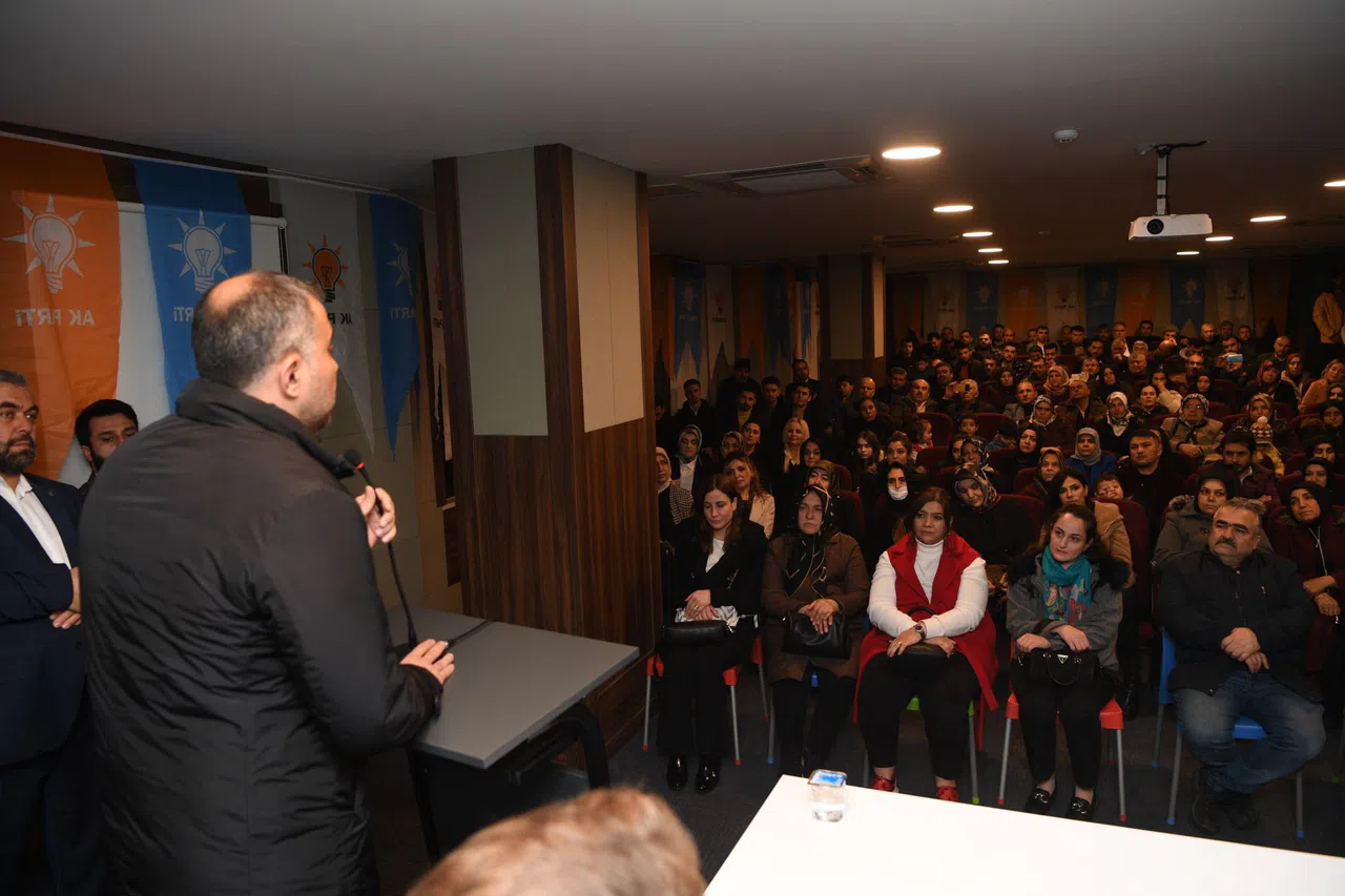 Hanifi Toptaş, mahalle buluşmalarına devam ediyor