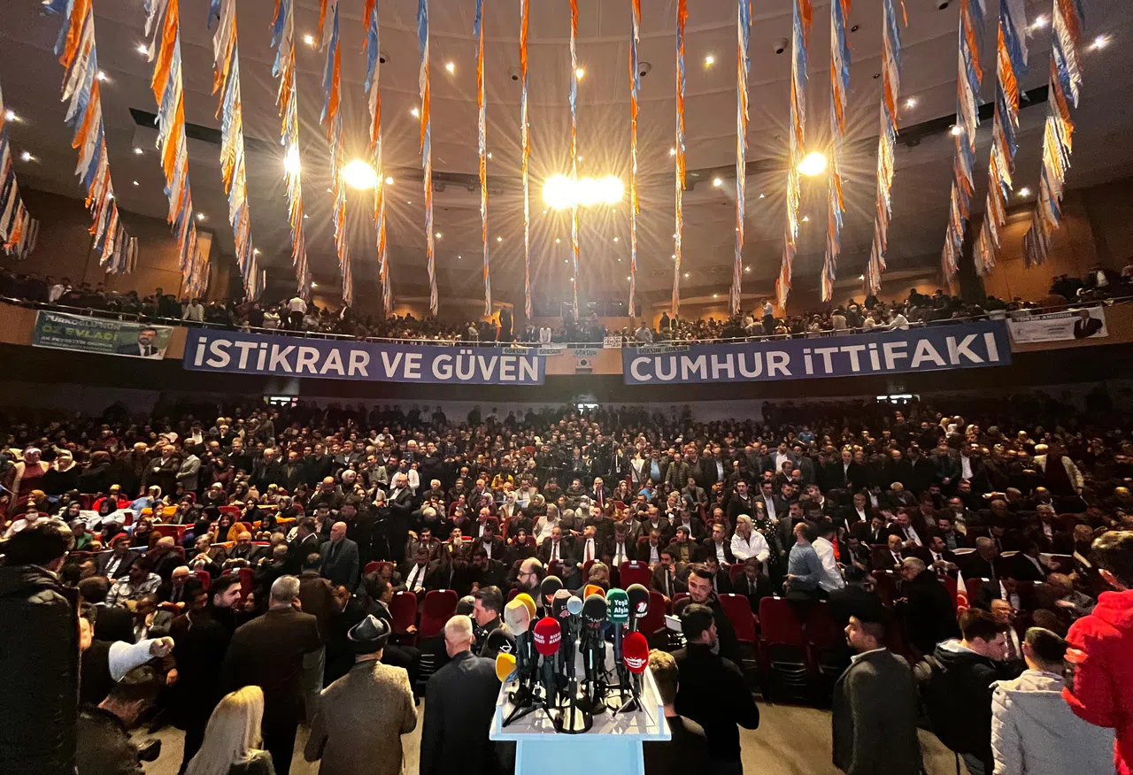 AK Parti Aday Tanıtım Toplantısına yoğun ilgi
