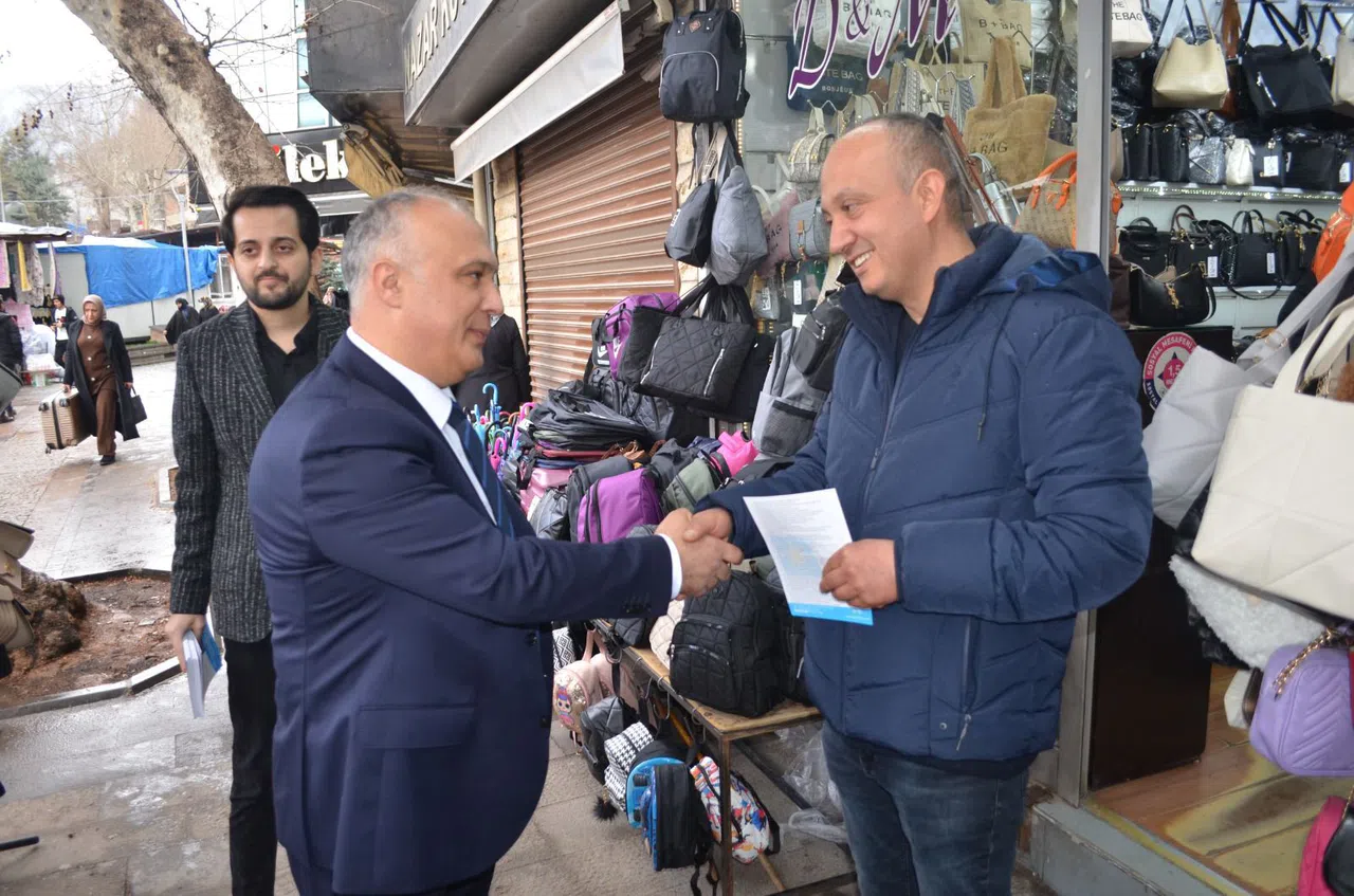 Başkan Adayı Can: ‘‘Sırtımızda taş taşıyıp esnaflarımızın sorunlarını çözeceğiz’’