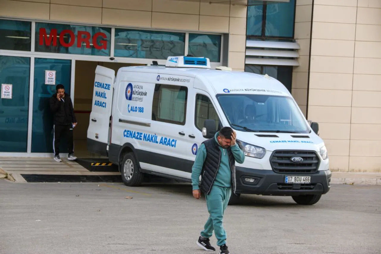 3 çocuğunun annesini 17 bıçak darbesiyle hayattan koparan koca tutuklandı  