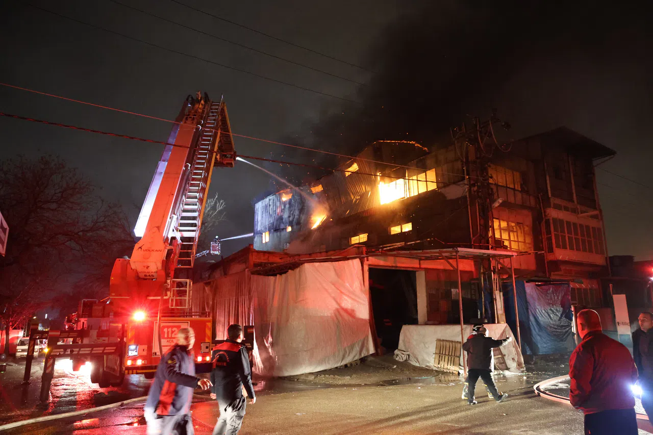Kahramanmaraş’ta gece saatlerinde korkutan yangın