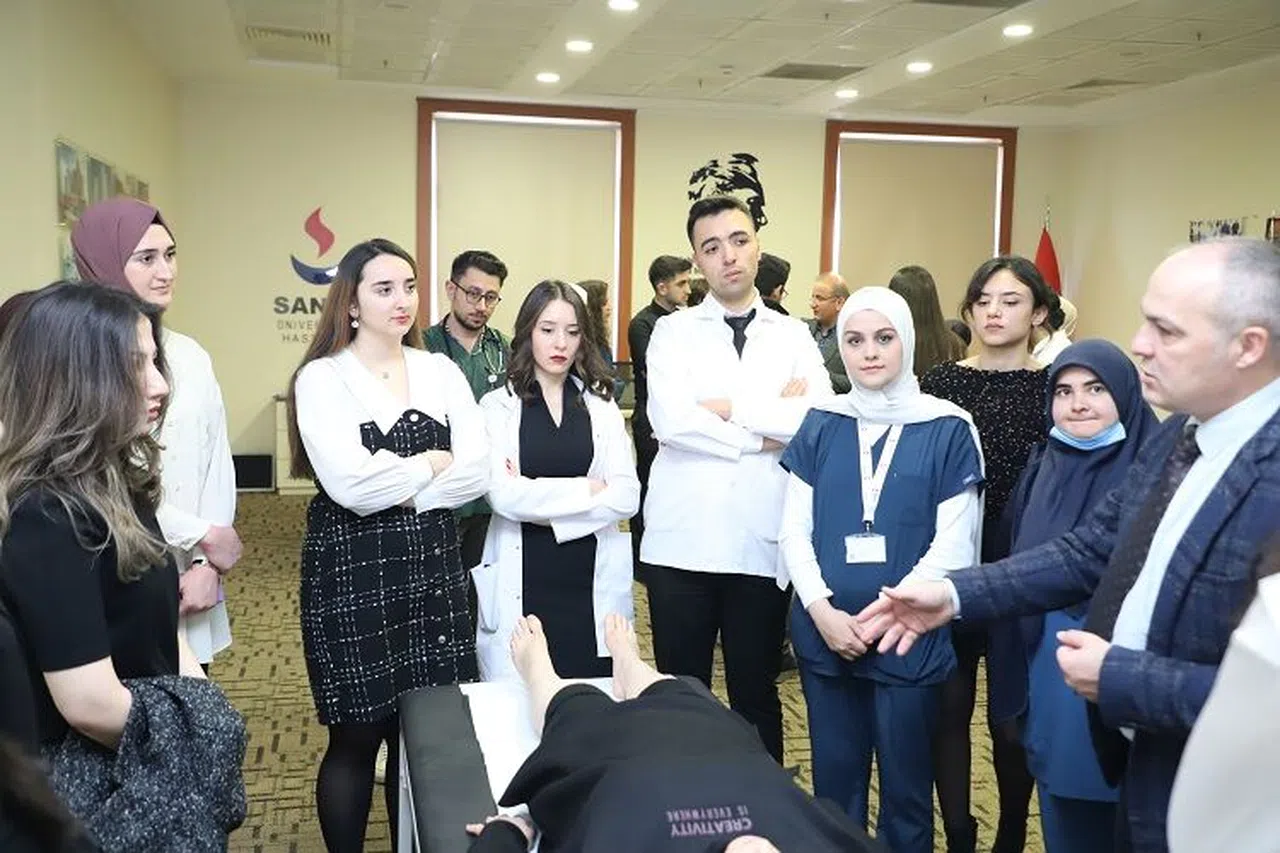Fizik Muayene Tıp Sanatının Temel Parçası