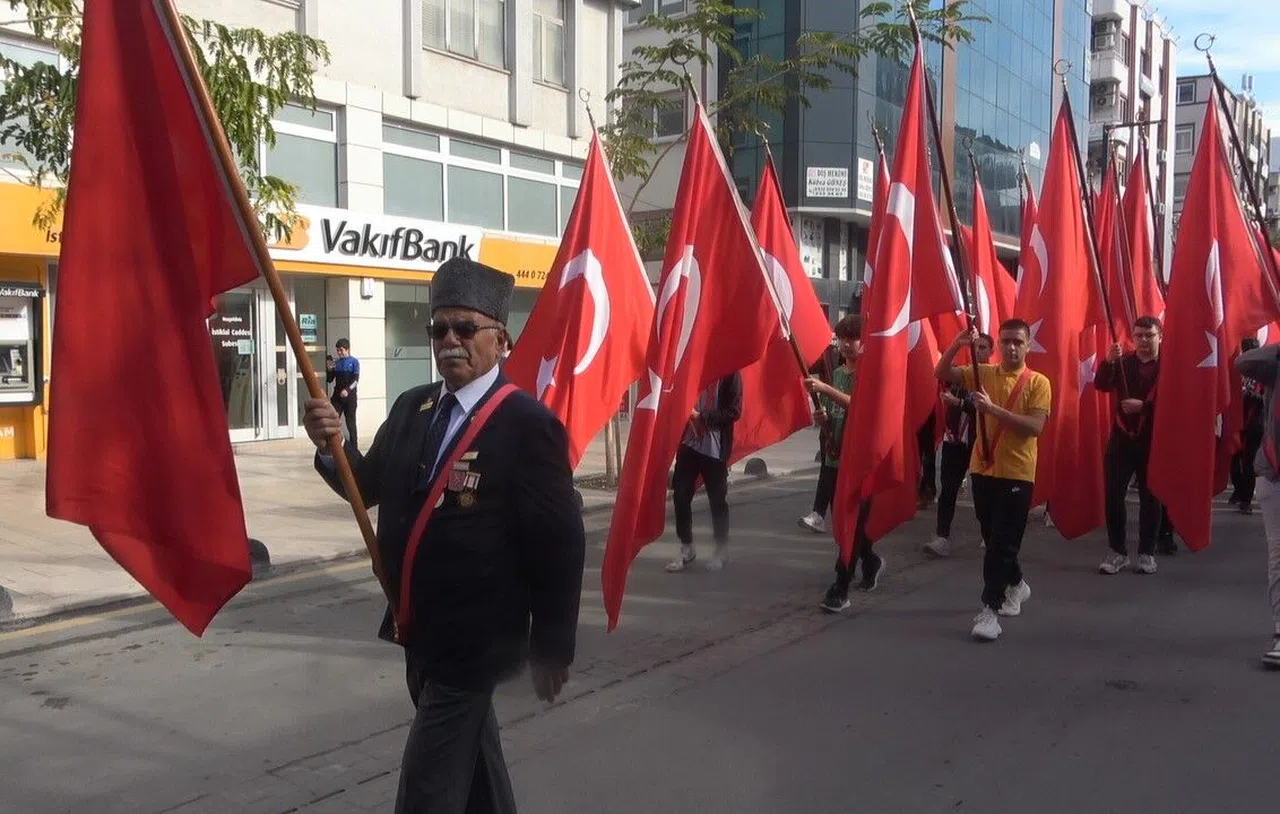 Atatürk'ün Mersin'e gelişinin 101. yılı törenle kutlandı