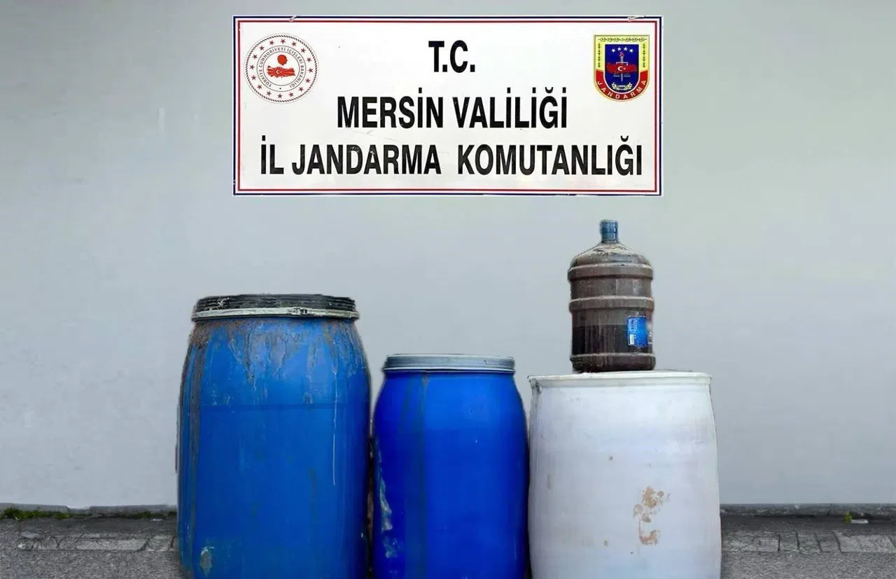 Mersin'de 210 litre sahte içki ele geçirildi