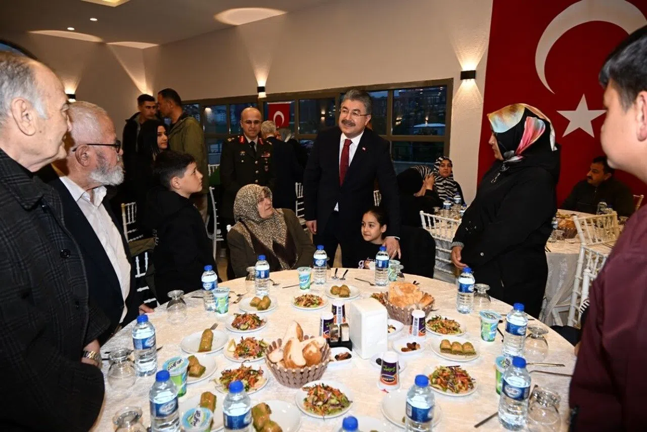 Osmaniye’de şehit aileleri ve gazilere iftar yemeği