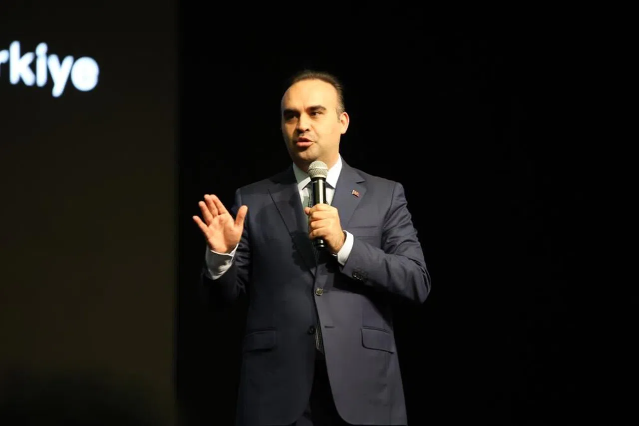 Bakan Kacır: Havacılıkta altın çağı yaşıyoruz