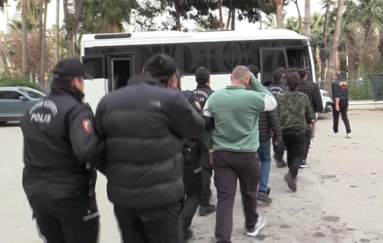 Mersin'de dolandırıcılara operasyon
