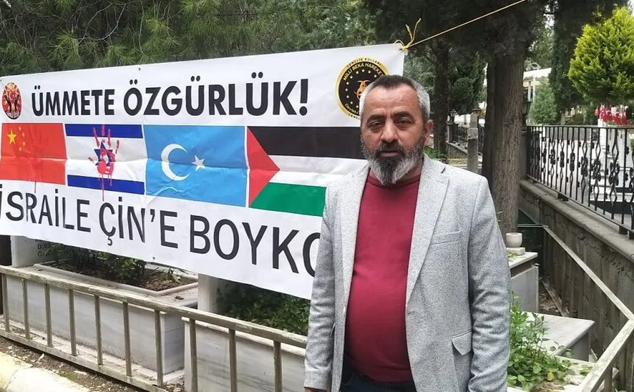 Kahramanmaraş'ta Dirilere değil ölülere sesini duyurmak istedi  