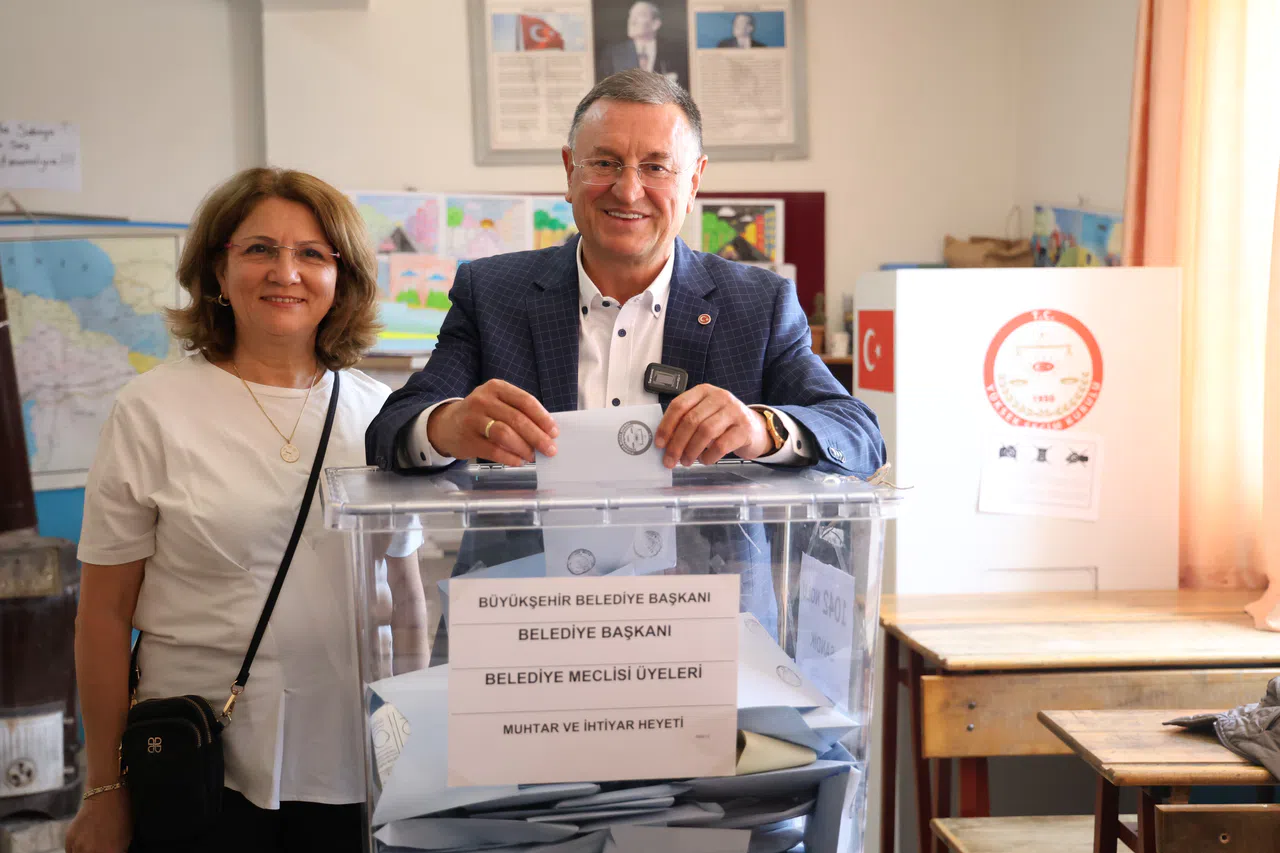 Hatay Büyükşehir Belediye Başkanı Savaş oyunu kullandı