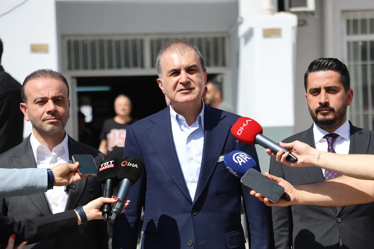 Ömer Çelik: “Rakip olabiliriz ama hasım değiliz”