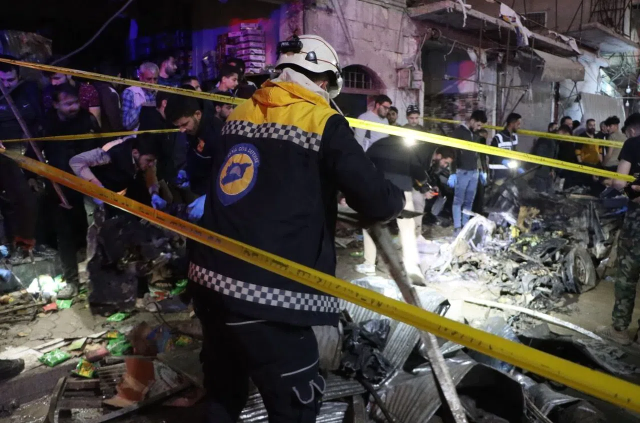 Azez’de bomba yüklü araç patladı