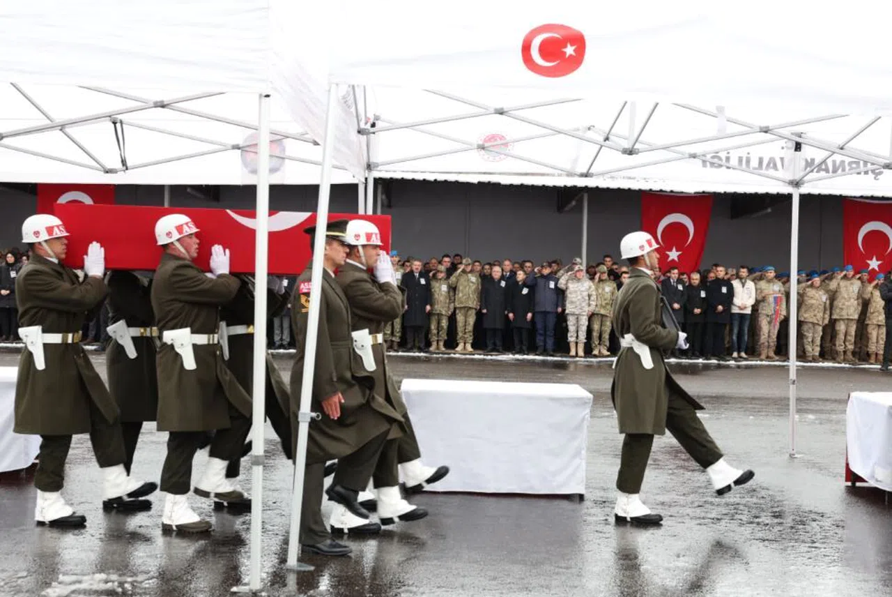 Bakan Güler ve TSK Komuta Kademesi şehit askerler için düzenlenen törene katıldı