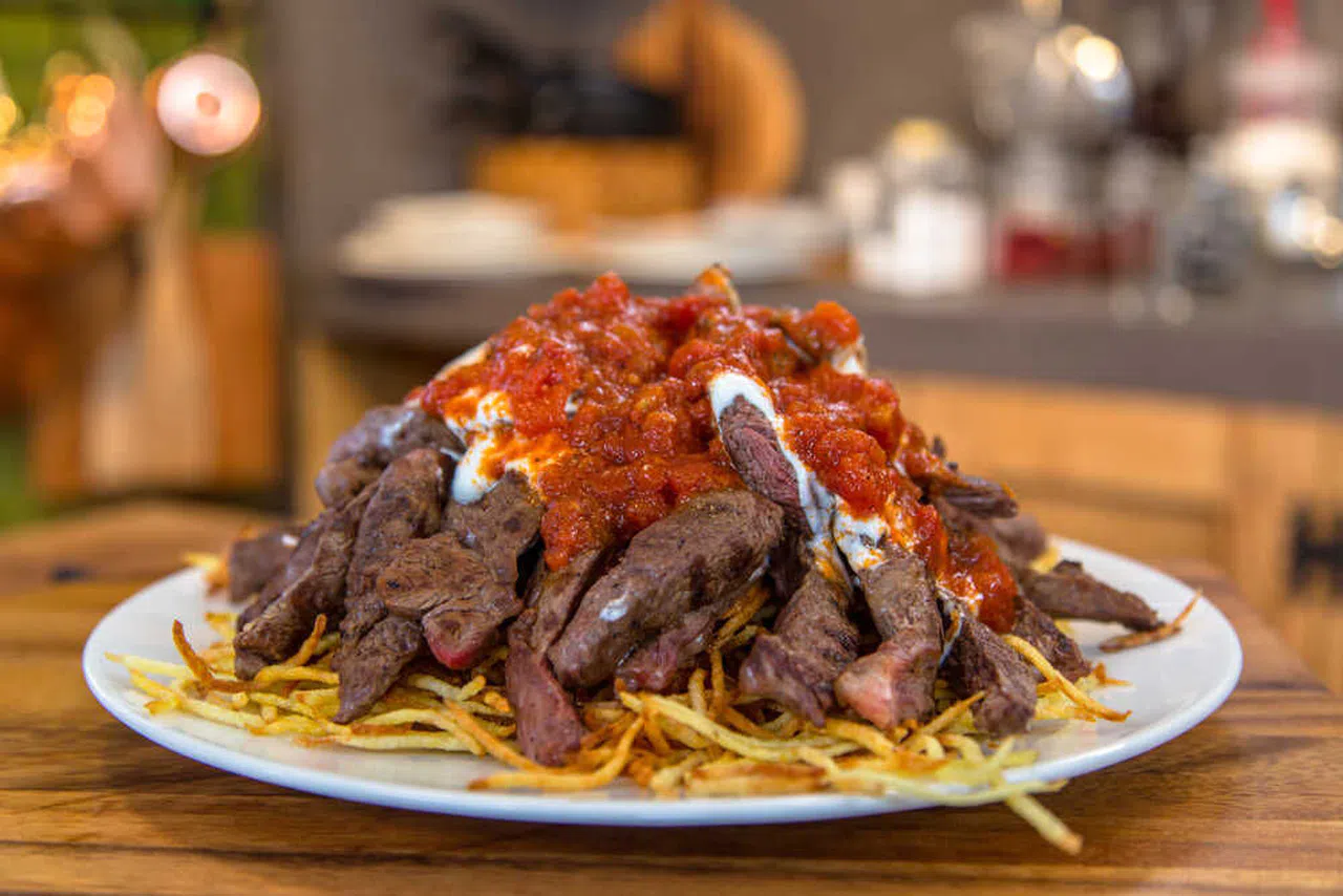 Kim Milyoner Olmak İster: Çökertme Kebabı Nerenin?