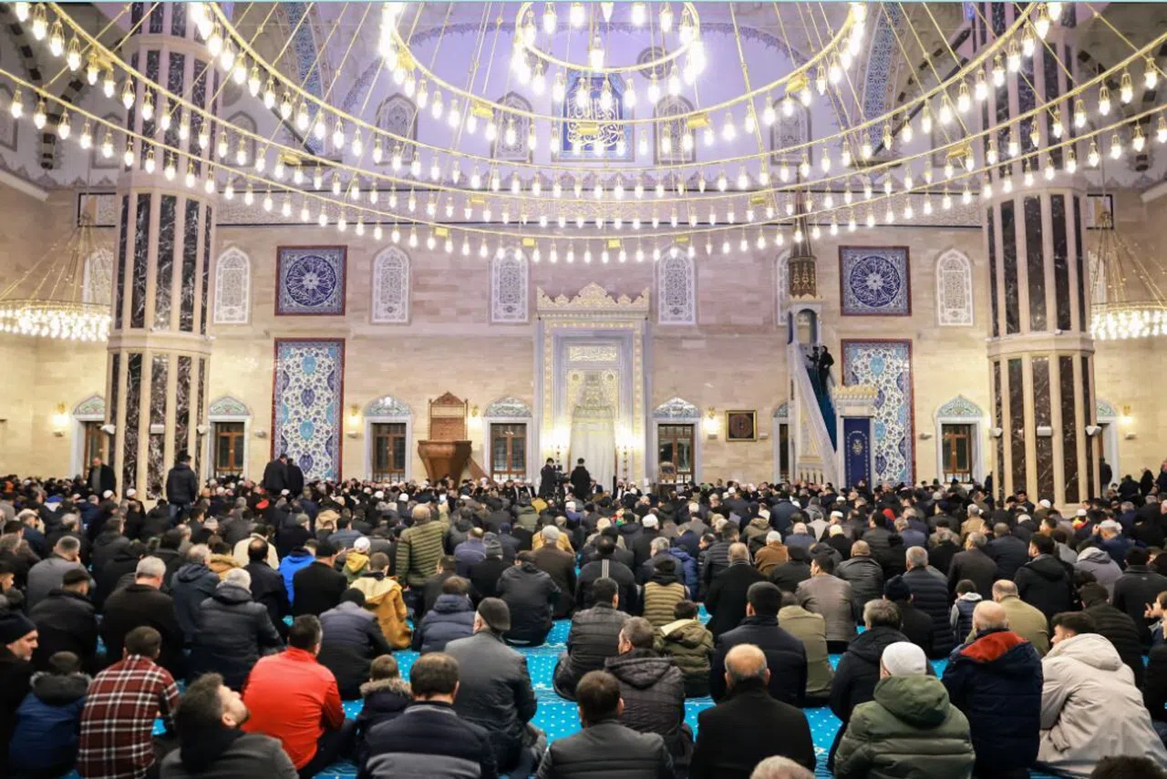 Deprem Şehitleri İçin Hatm-i Şerif Programı Düzenlendi
