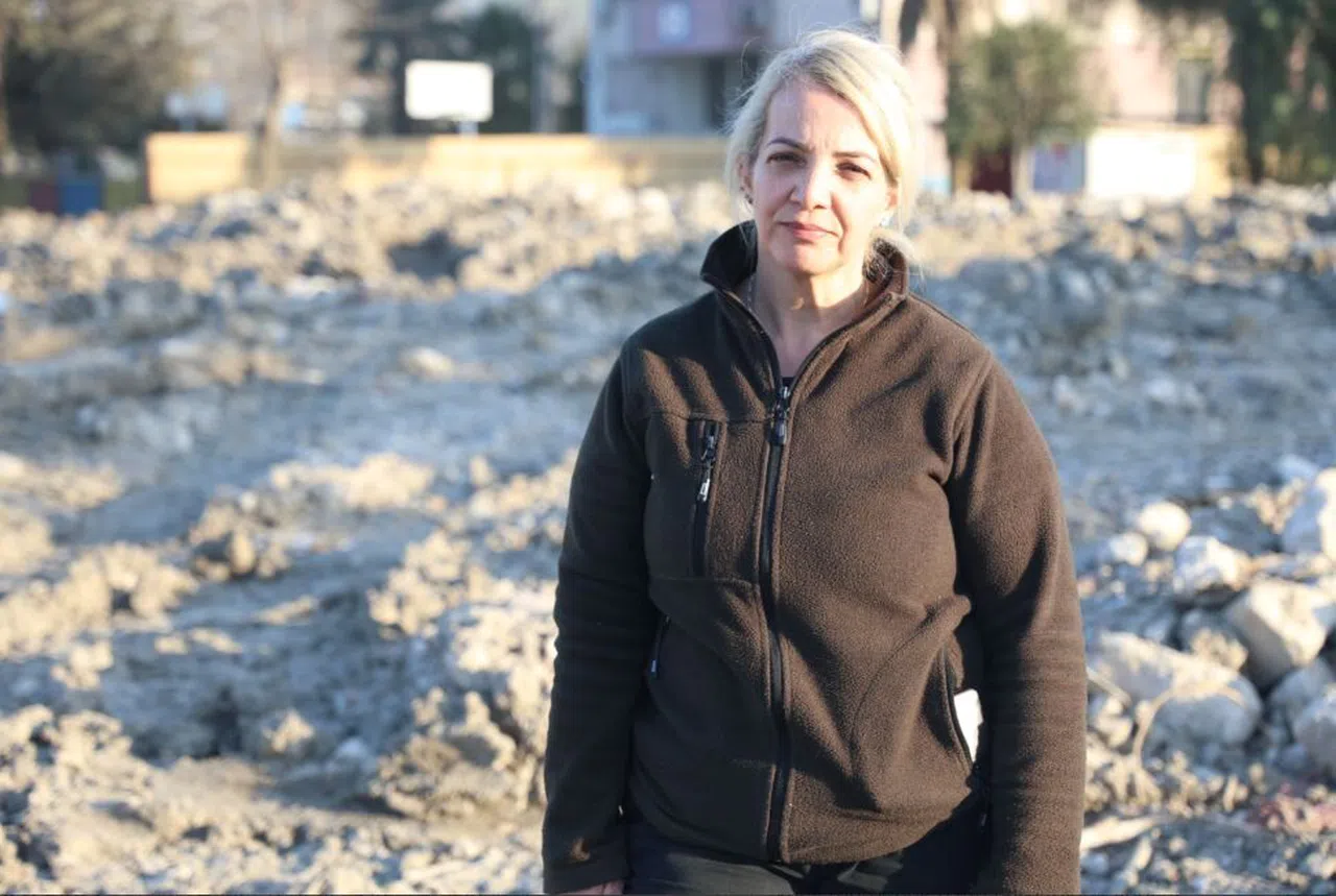 Depremde oğlu kucağında can veren anne konuştu