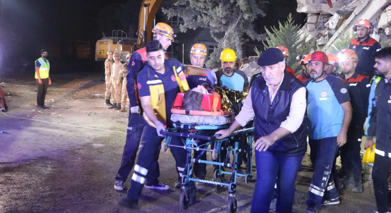 Enkaz kentin hayalet sokakları sinema filmine sahne oldu