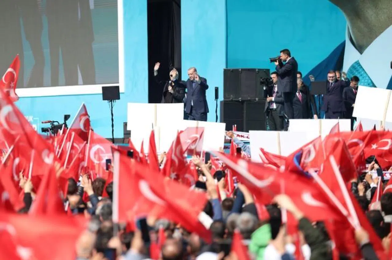 Erdoğan: "Yüzlerine Atatürk maskesi takıp yan gelip yattılar"