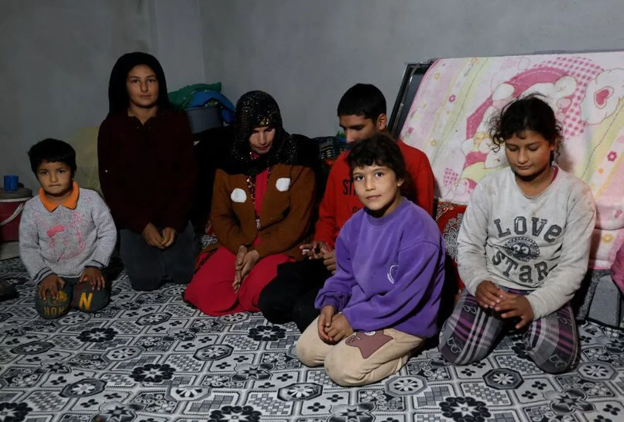 Eşini ve 8 çocuğunu terk edip kayıplara karıştı