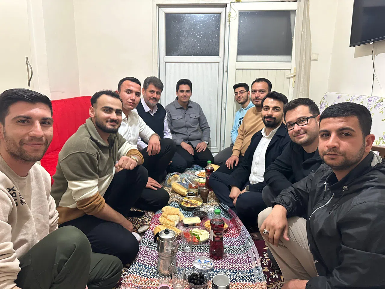 Debgici, sahuru öğrencilerle yaptı