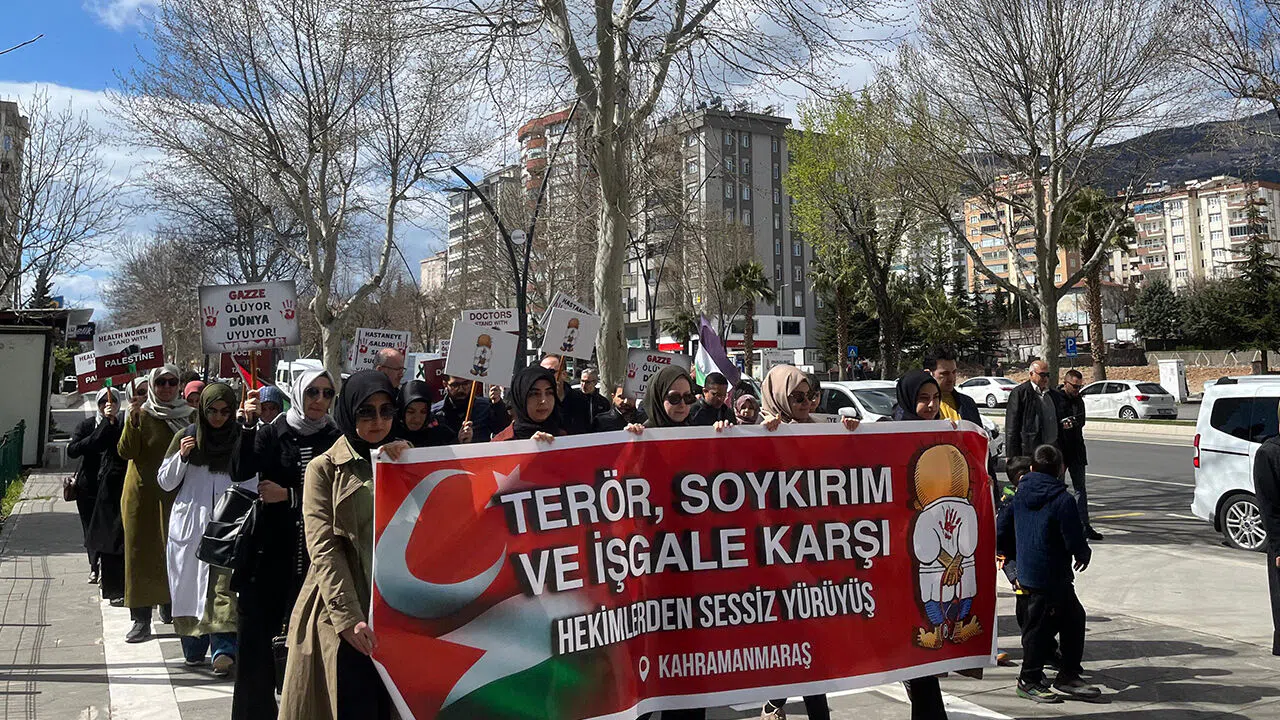 Hekim ve doktorlardan Filistin’e destek