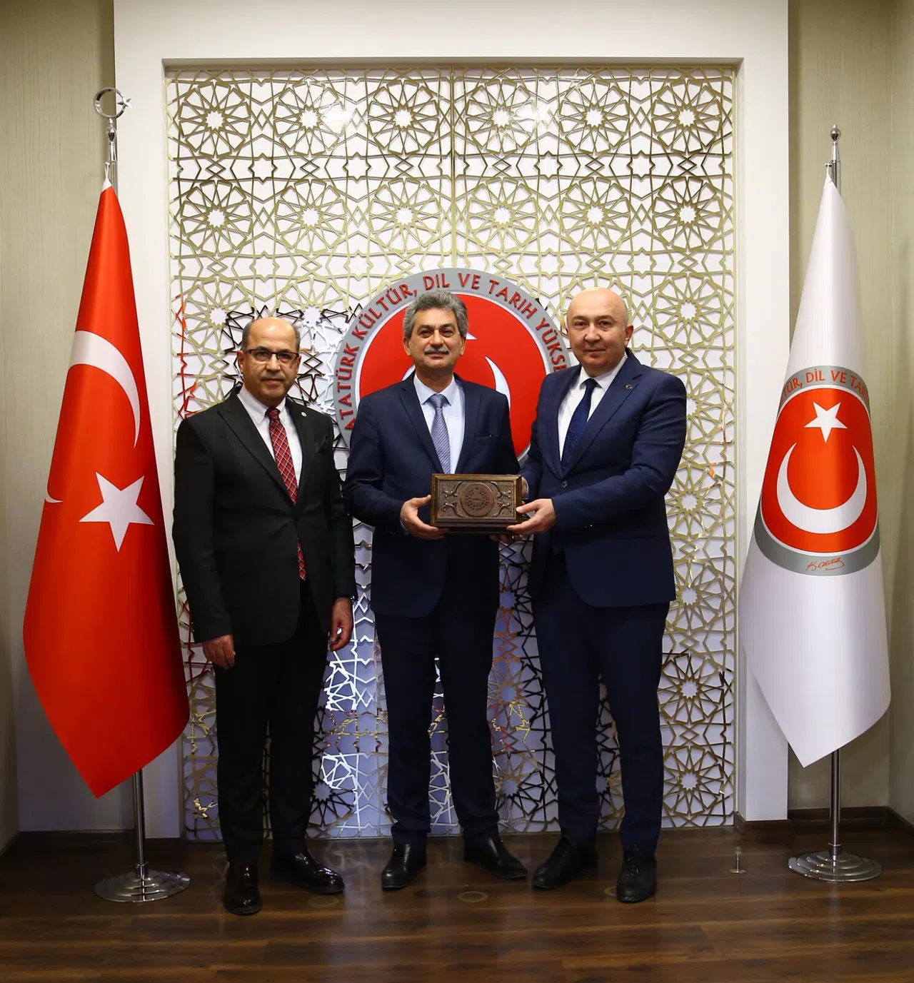 Rektör Yasım, AYK Başkanı Örs'ü Ziyaret Etti