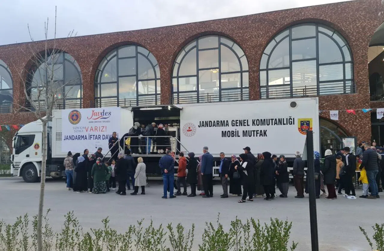 Jandarma mobil mutfağı ile Kahramanmaraş’ta