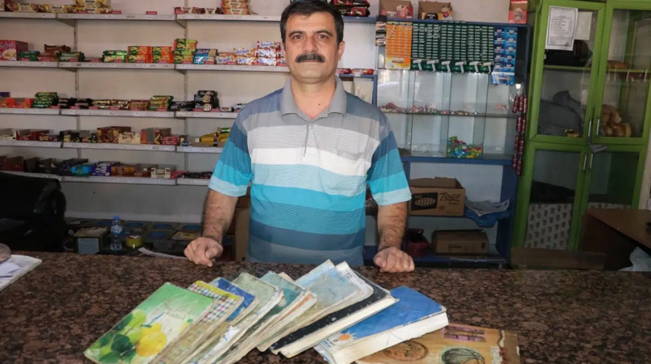 Kahramanmaraş'ta 10 yıldır veresiye defteri biriktiriyor  