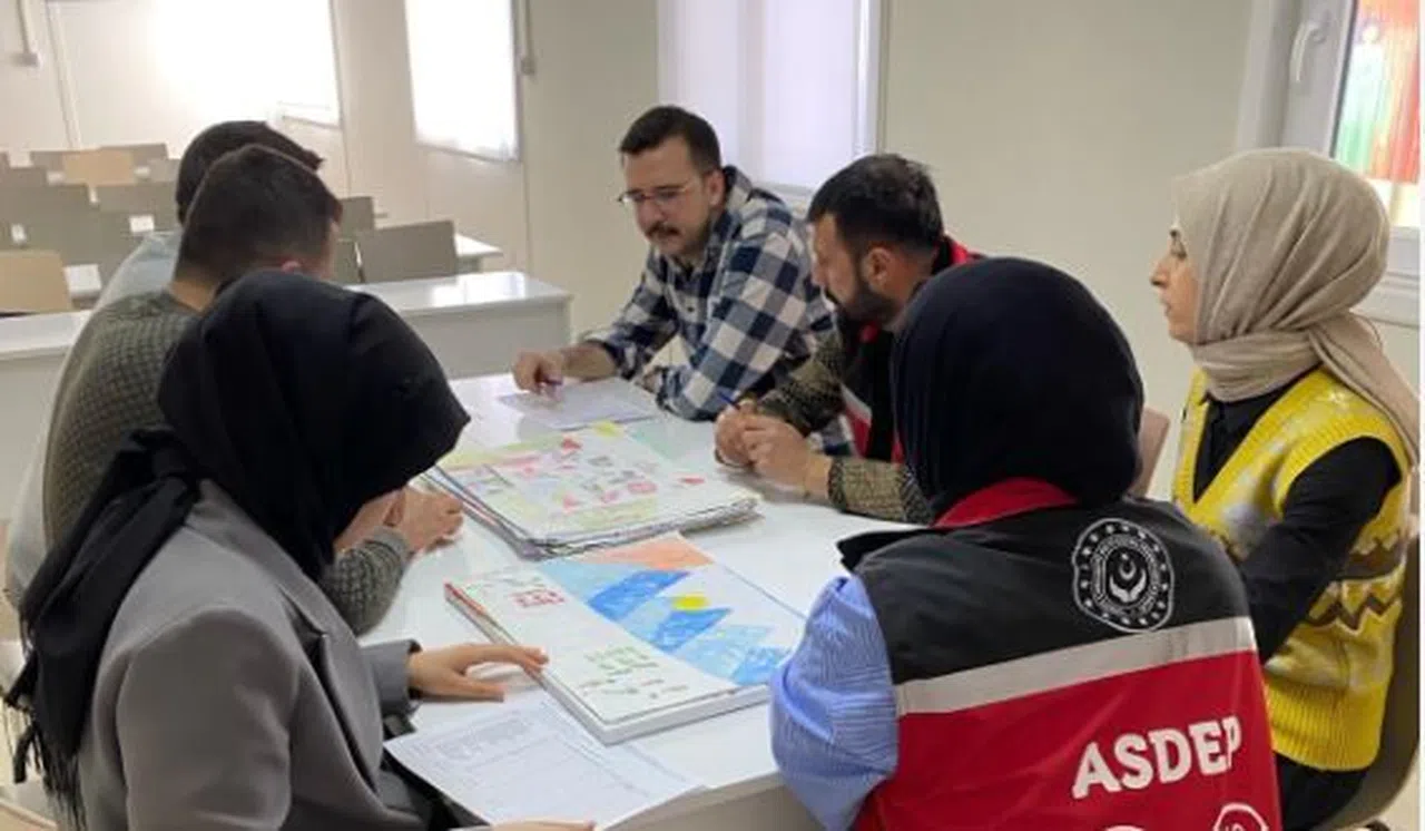 Baykar Konteyner Kent Psikososyal Destek Ekibi Yaraları Sarmaya Devam Ediyor.