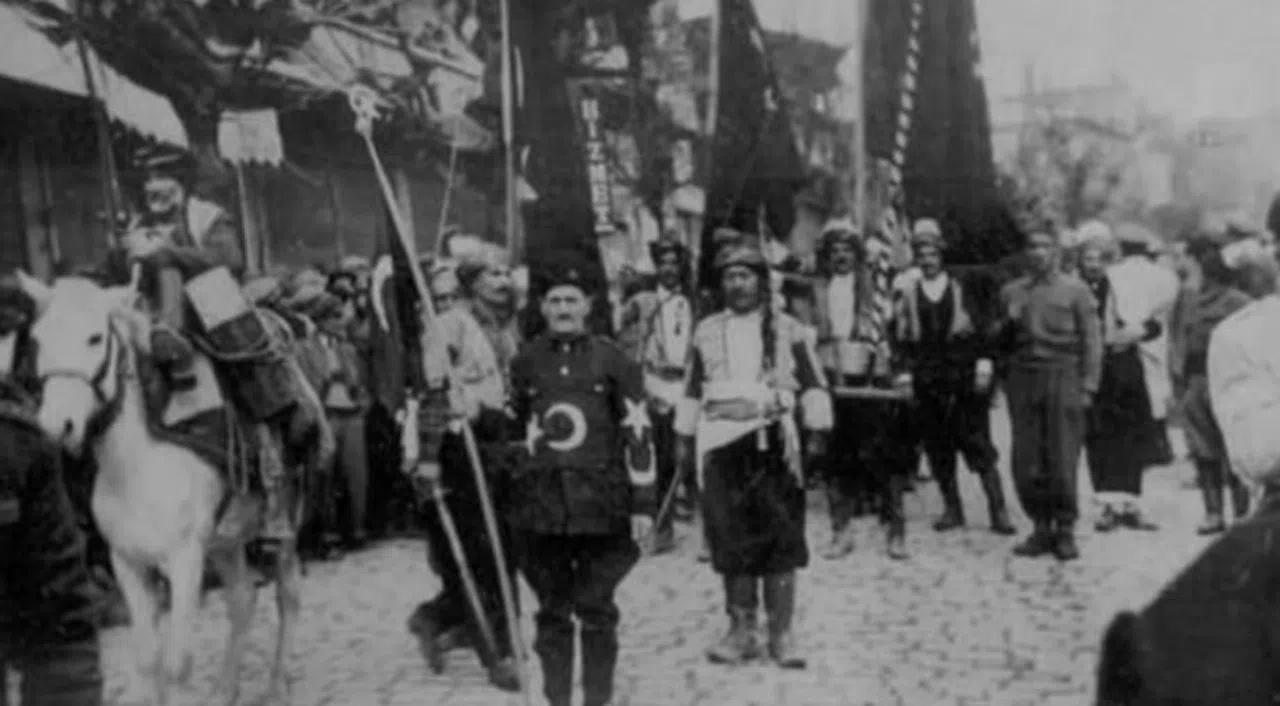 Maraş’ta direnişi kim başlattı?