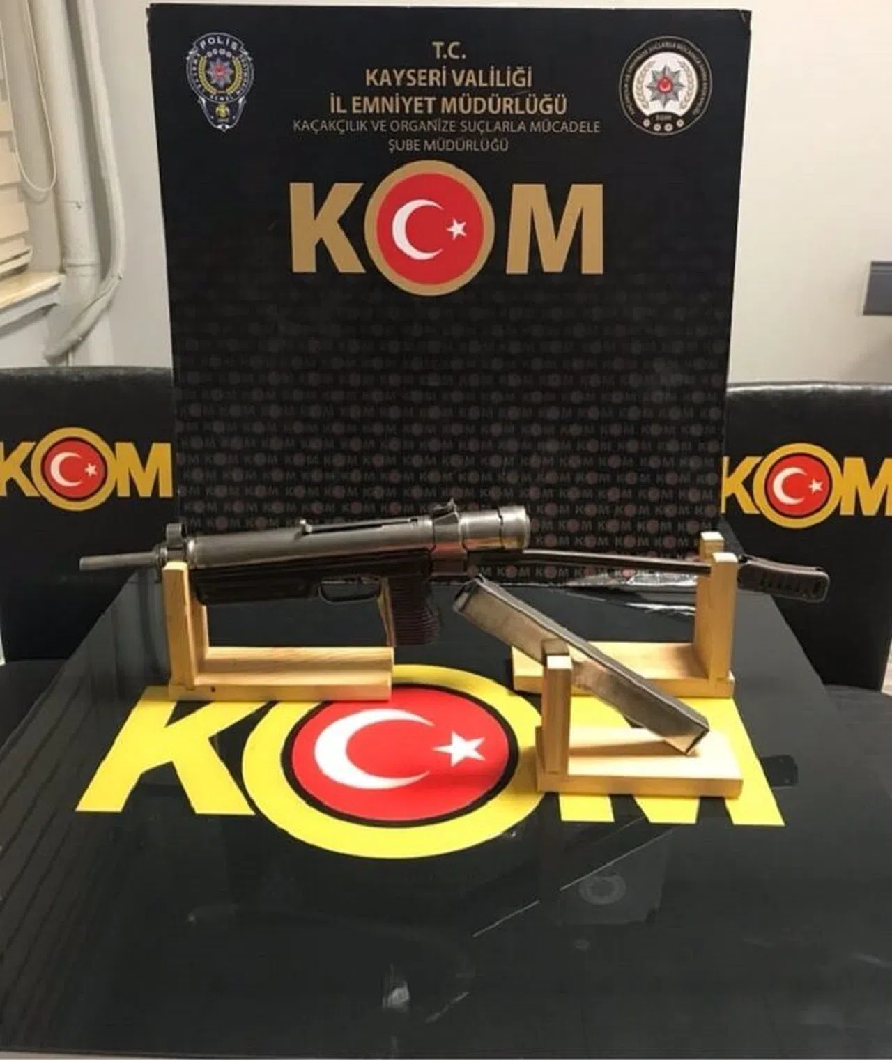 Nadir bulunan otomatik tabanca ele geçirildi