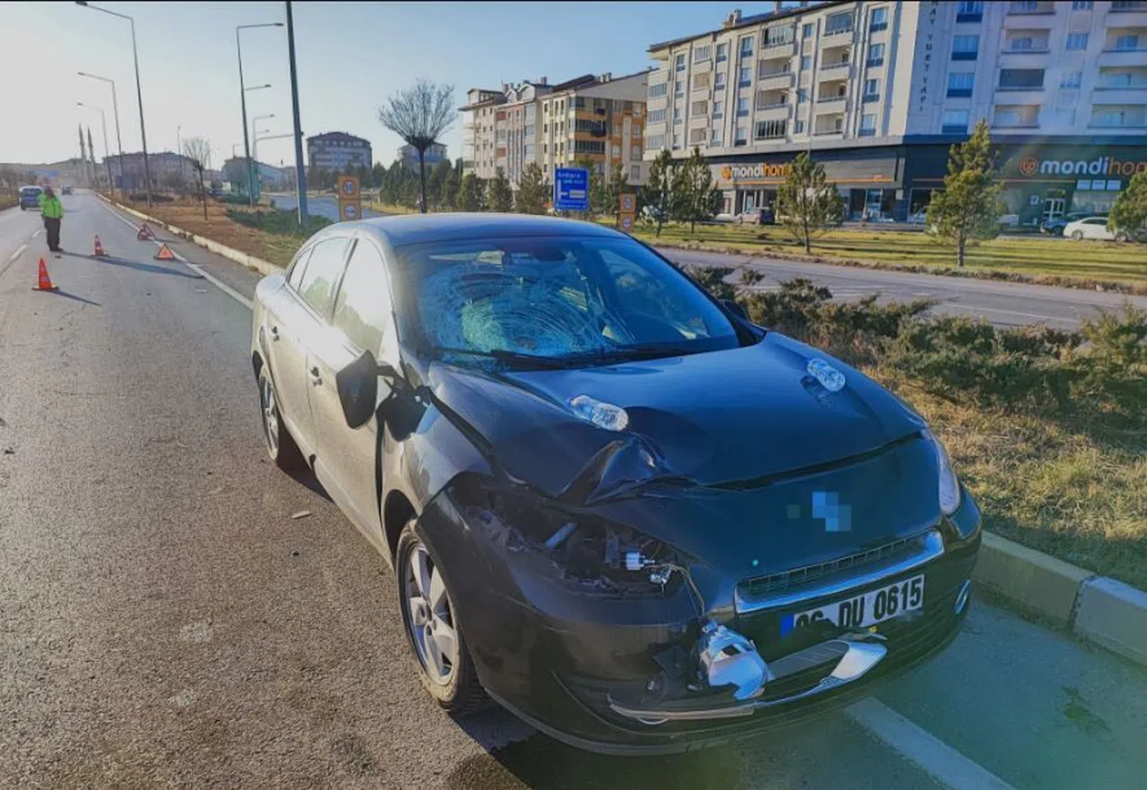 Sivas’ta otomobilin çarptığı yaya ağır yaralandı