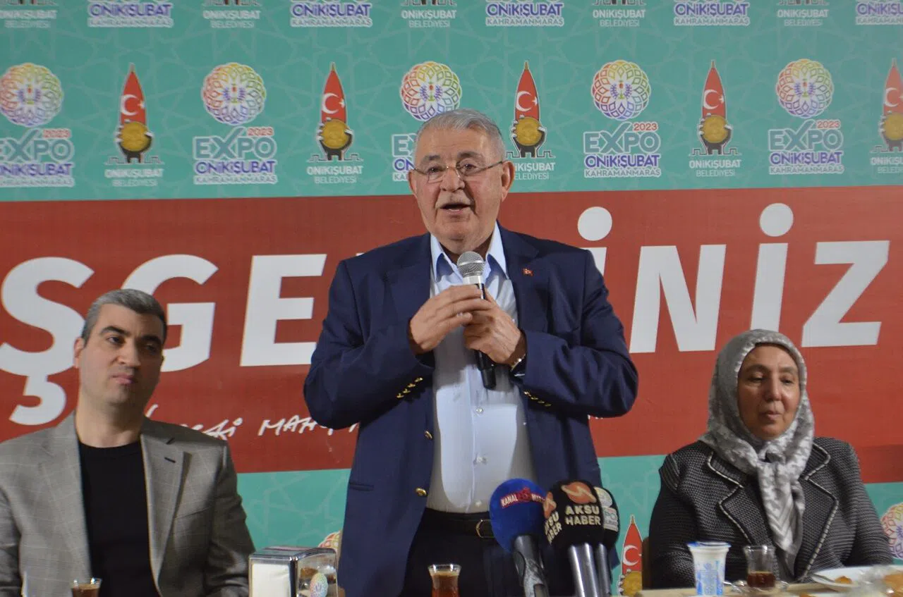 Mahçiçek, belediye encümenleri ile iftar yaptı